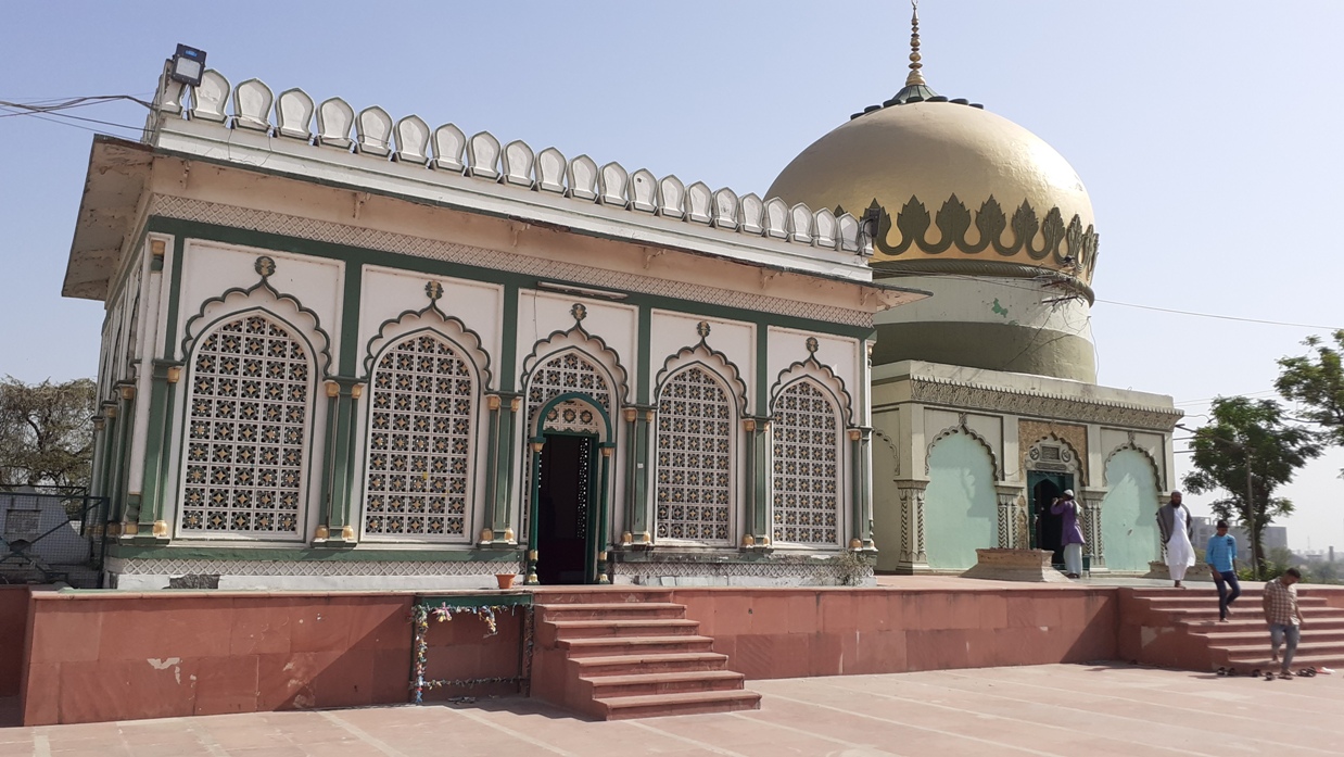 Makbra of Shah Peer Mohammed