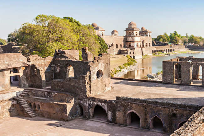 Mandu deserted city